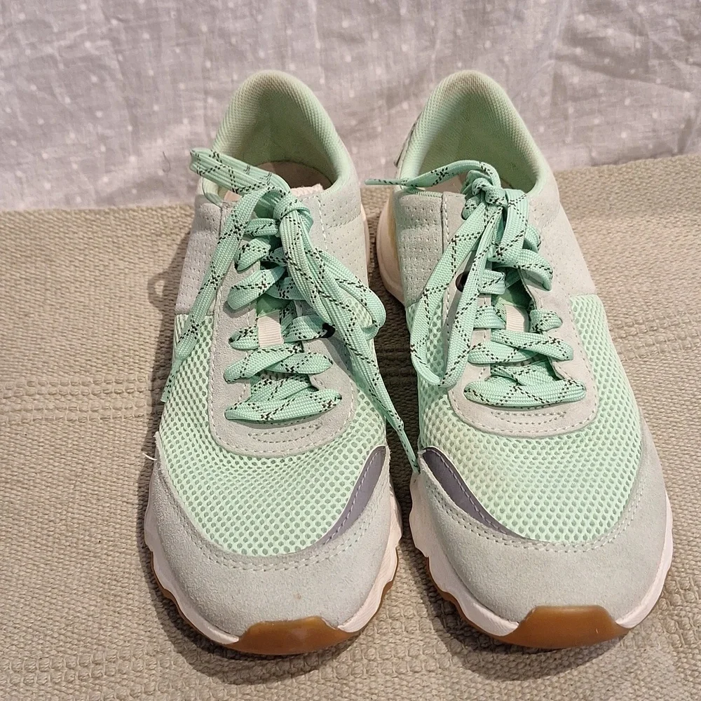 Sorel Kinetic Lite Lace Vivid Mint Style NL3516-399 Size 9.5